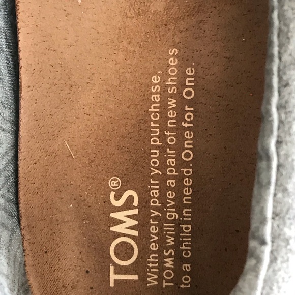 Shoes - Picture 3 of 3